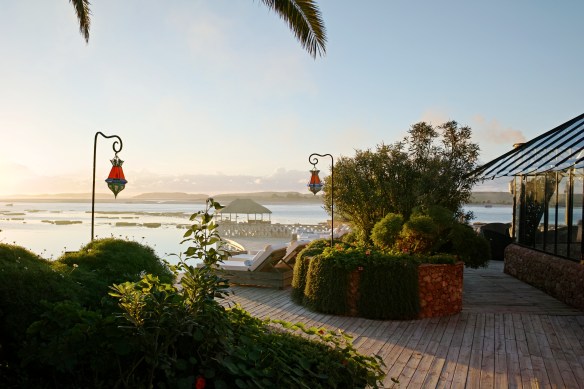 La_Sultana_Oualidia_kleinefeinehotels_Aussenansicht_Pool2